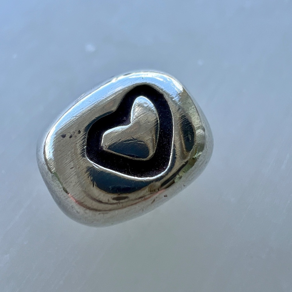 Vintage Me & Ro Silver Heart Bead